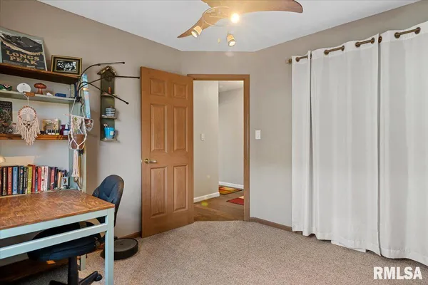 $179,900 | 407 South 7th Street, Auburn, IL 62615