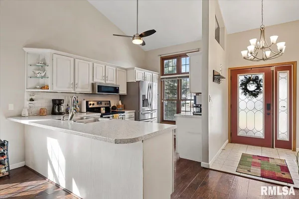 $179,900 | 407 South 7th Street, Auburn, IL 62615