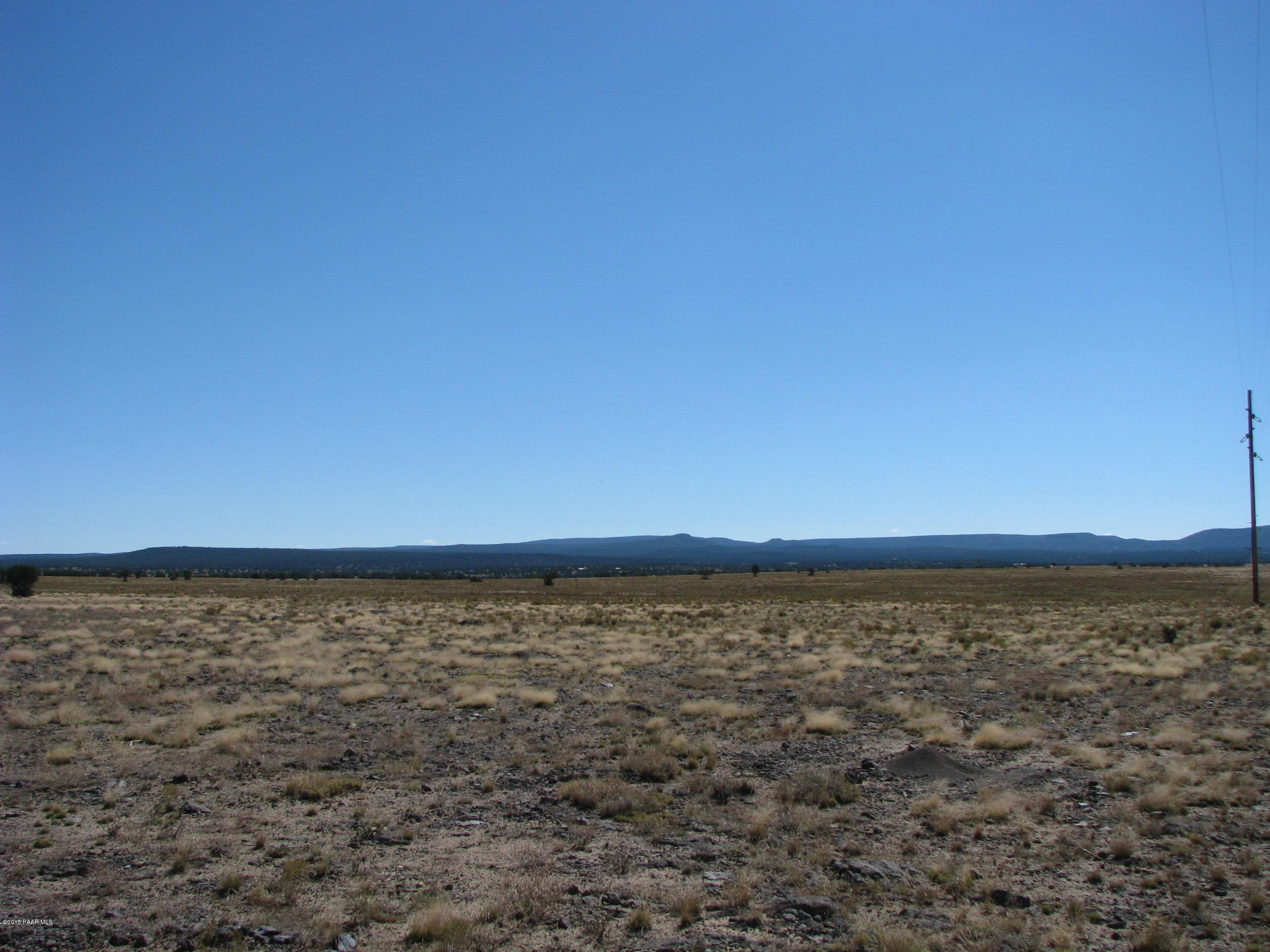 292 Arizona Road Ash Fork, AZ 86320 - Photo 8 of 10 IMG_2055