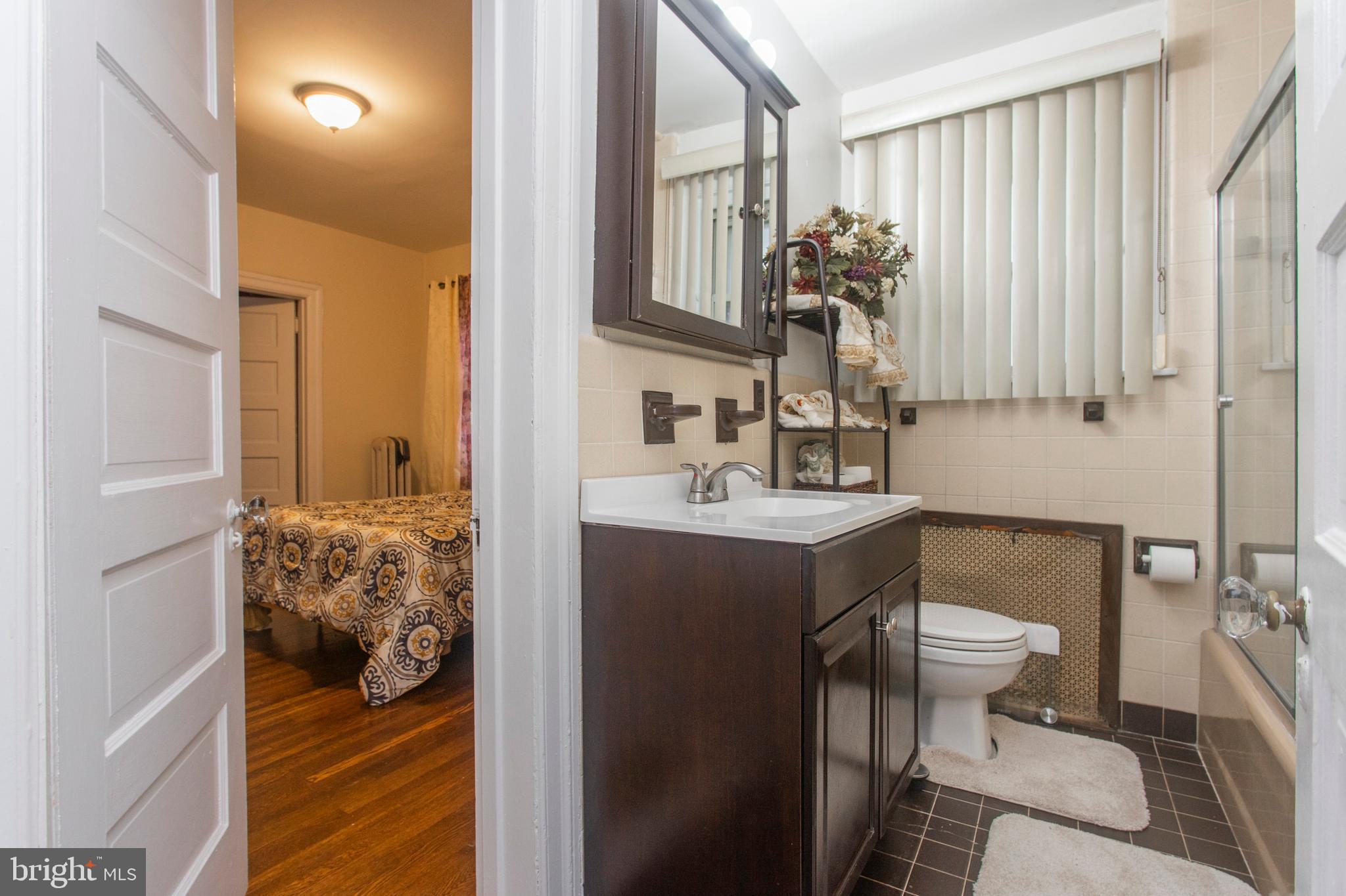1820 Wynnewood Road Philadelphia, PA 19151 - Photo 20 of 34 Second Floor Hall Bath