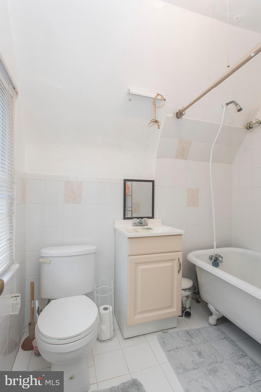 1820 Wynnewood Road Philadelphia, PA 19151 - Photo 30 of 34 Third Floor Bathroom