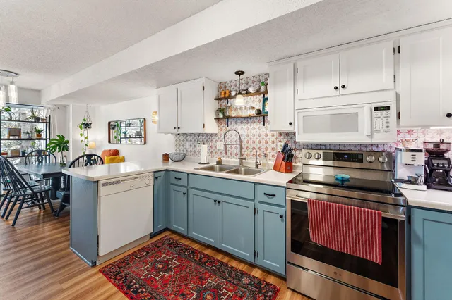 $270,000 | 1609 Geske Road, Chaska, MN 55318