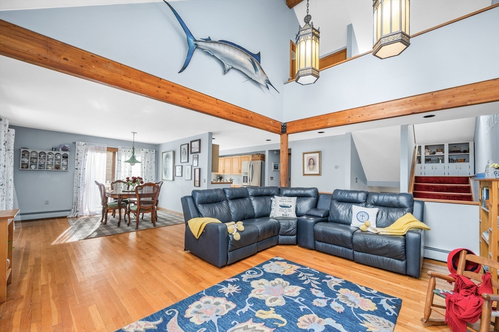 16 Wheeler Road Princeton, MA 01541 - Photo 10 of 40 a living room with furniture and wooden floor