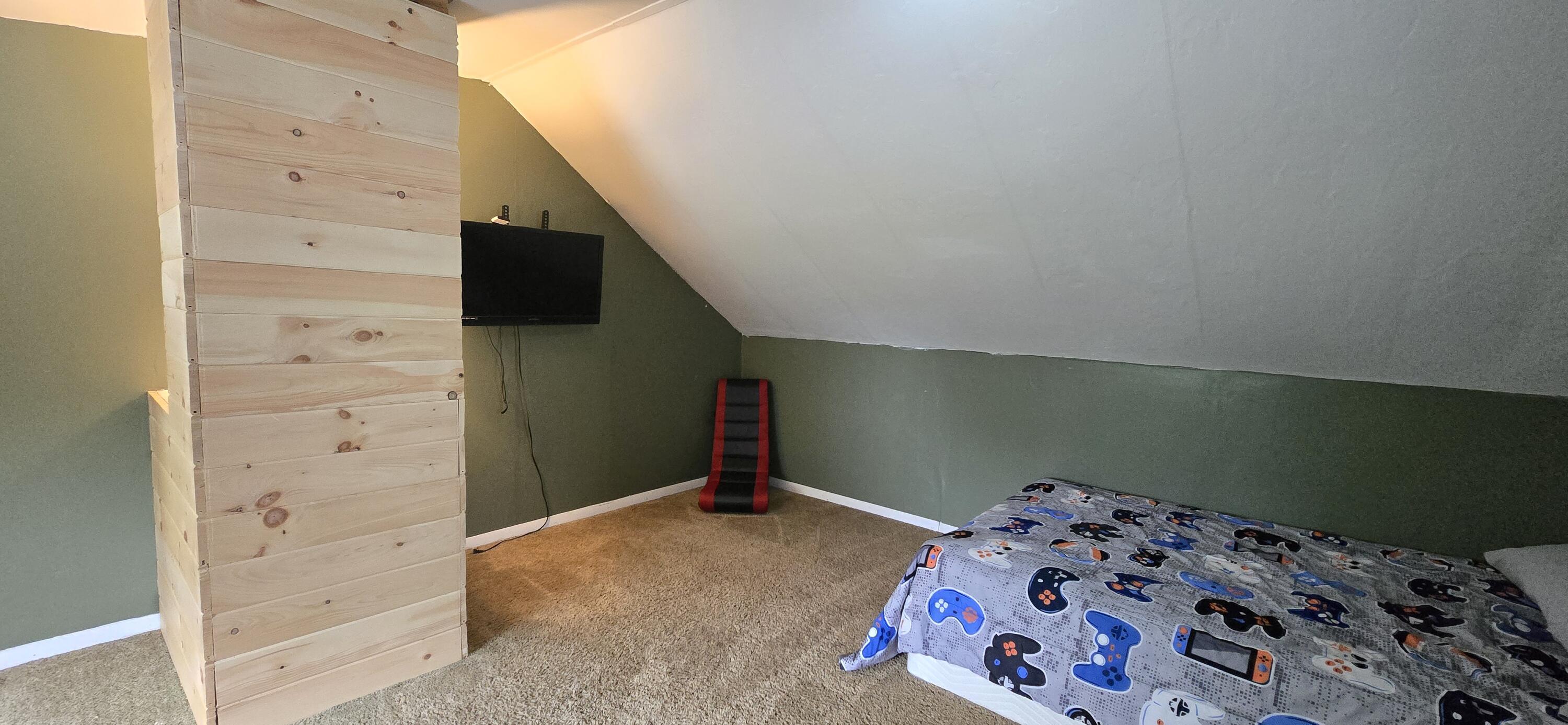 62 Etna Road Plymouth, ME 04969 - Photo 27 of 37 27 - Bedroom 3