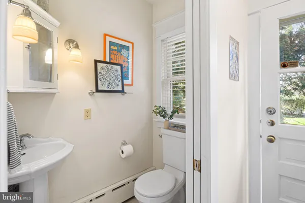 $695,000 | 202 Linden Avenue, Riverton, NJ 08077