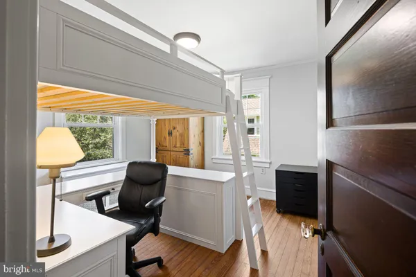 $695,000 | 202 Linden Avenue, Riverton, NJ 08077