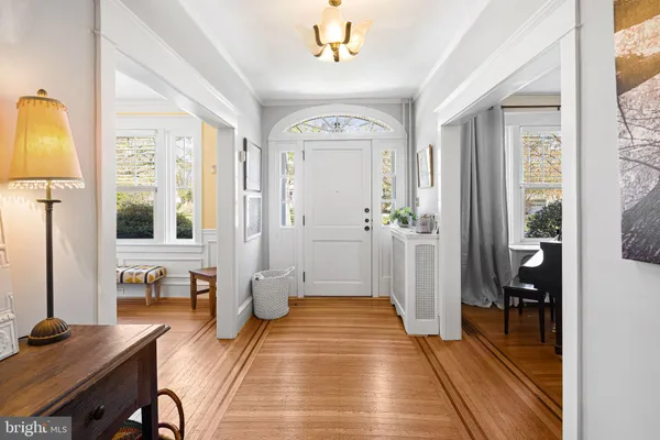 $695,000 | 202 Linden Avenue, Riverton, NJ 08077