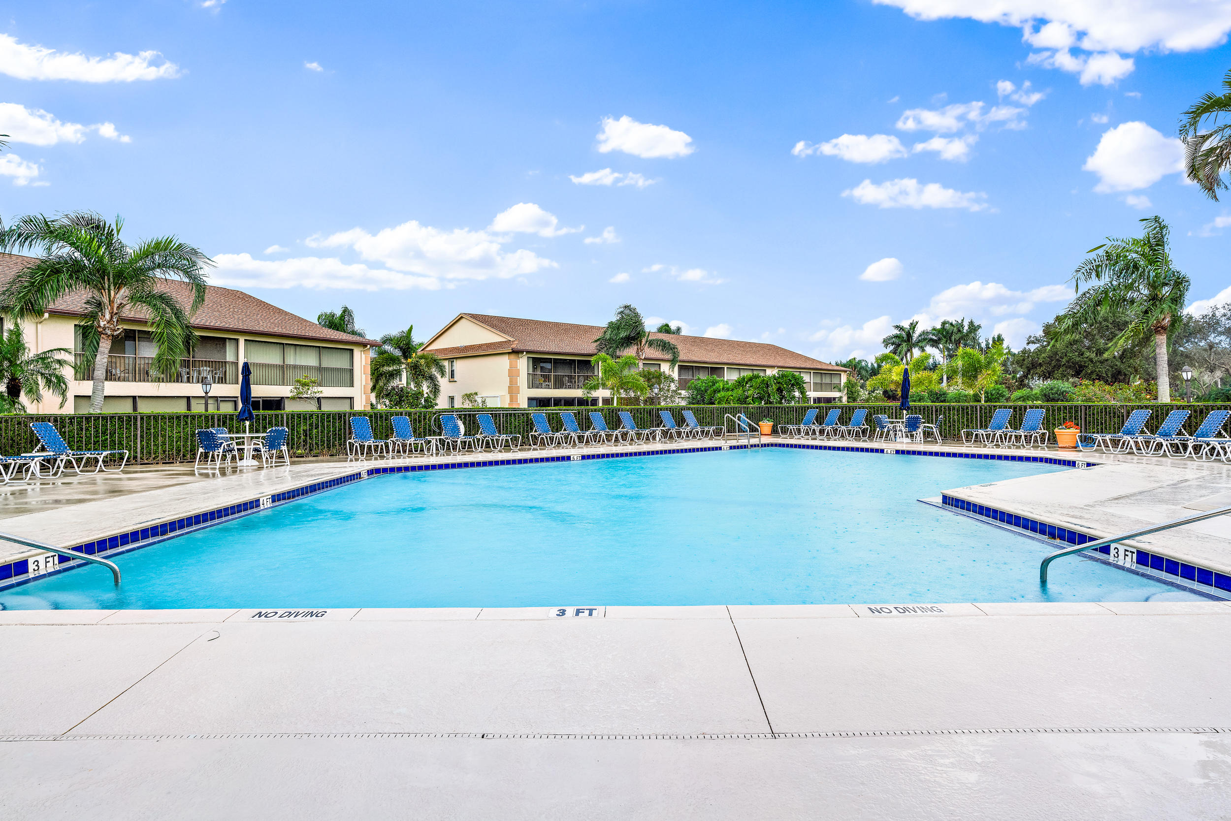 1102 Pinecrest Circle, Unit D Jupiter, FL 33458 - Photo 12 of 17 1102 Pinecrest Cir Apt D-12