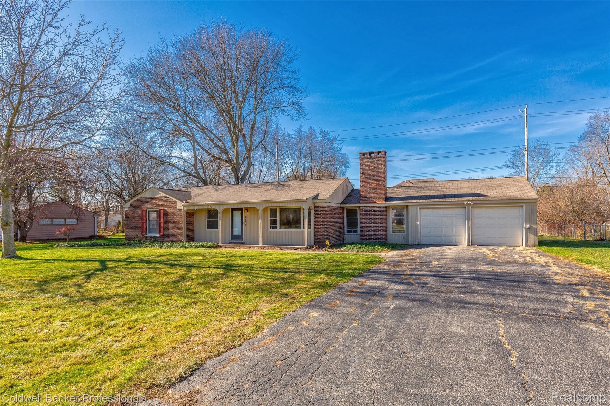 6650 Inkster Road West Bloomfield, MI 48322 - Photo 4 of 38 592A6415.jpg