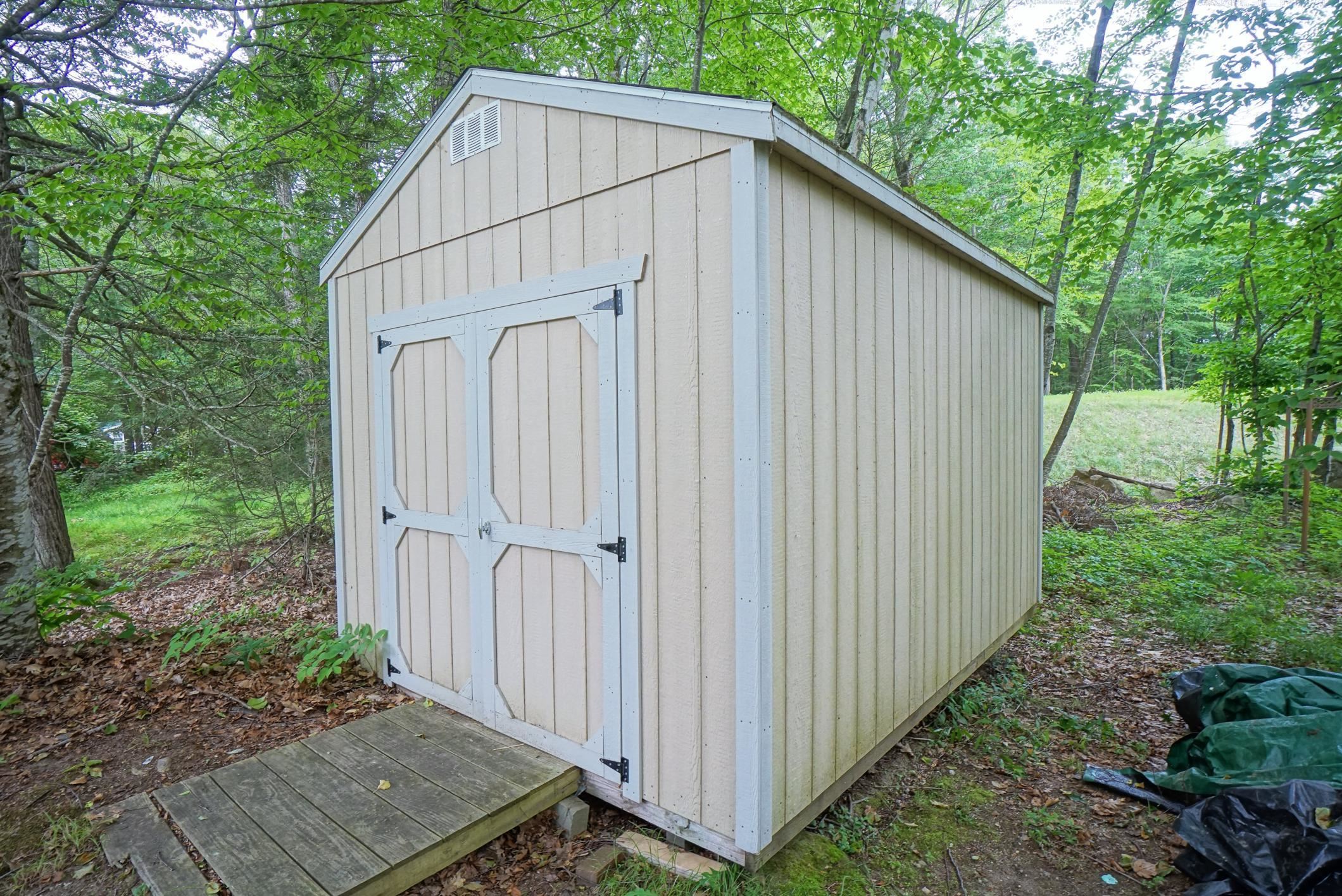 71 Goldfinch Road Barrington, NH 03825 - Photo 11 of 34 Gallery Image 11