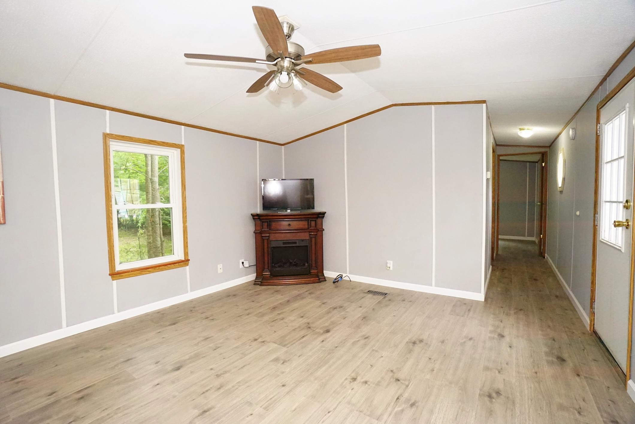 71 Goldfinch Road Barrington, NH 03825 - Photo 17 of 34 Gallery Image 17