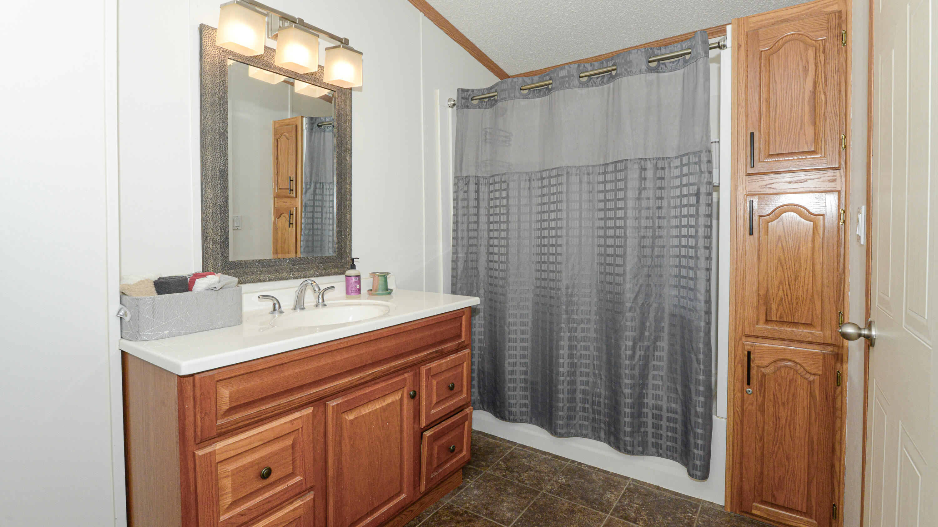 6 Donna Avenue Naples, ME 04055 - Photo 8 of 51 rickers resort unit 6 upper level-12