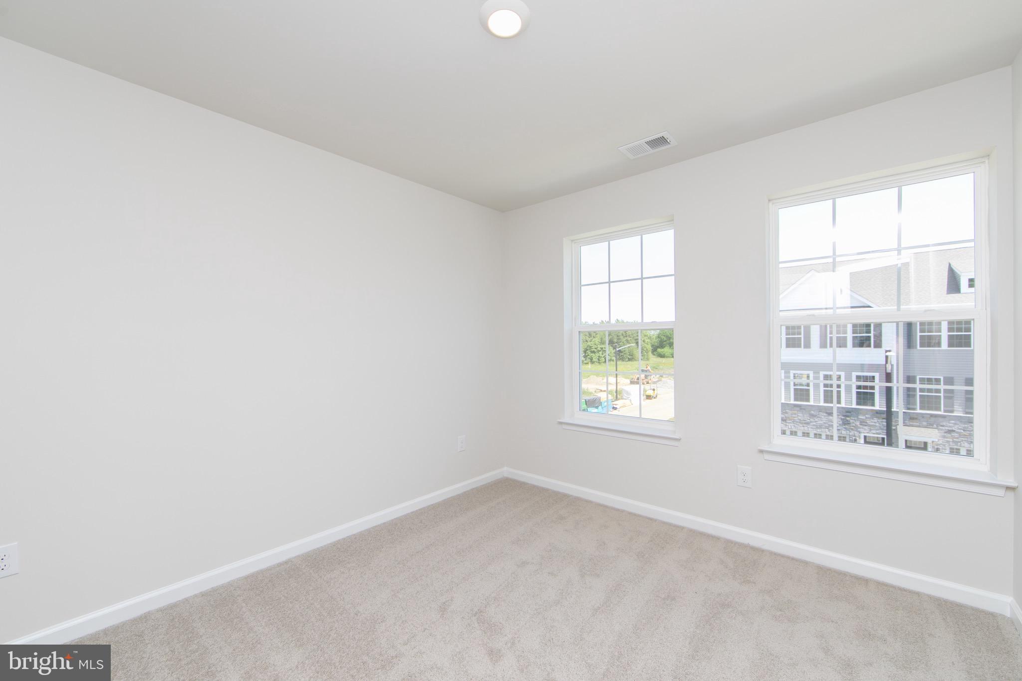 495 Monte Farm Road Mount Laurel, NJ 08054 - Photo 24 of 34 an empty room with a window