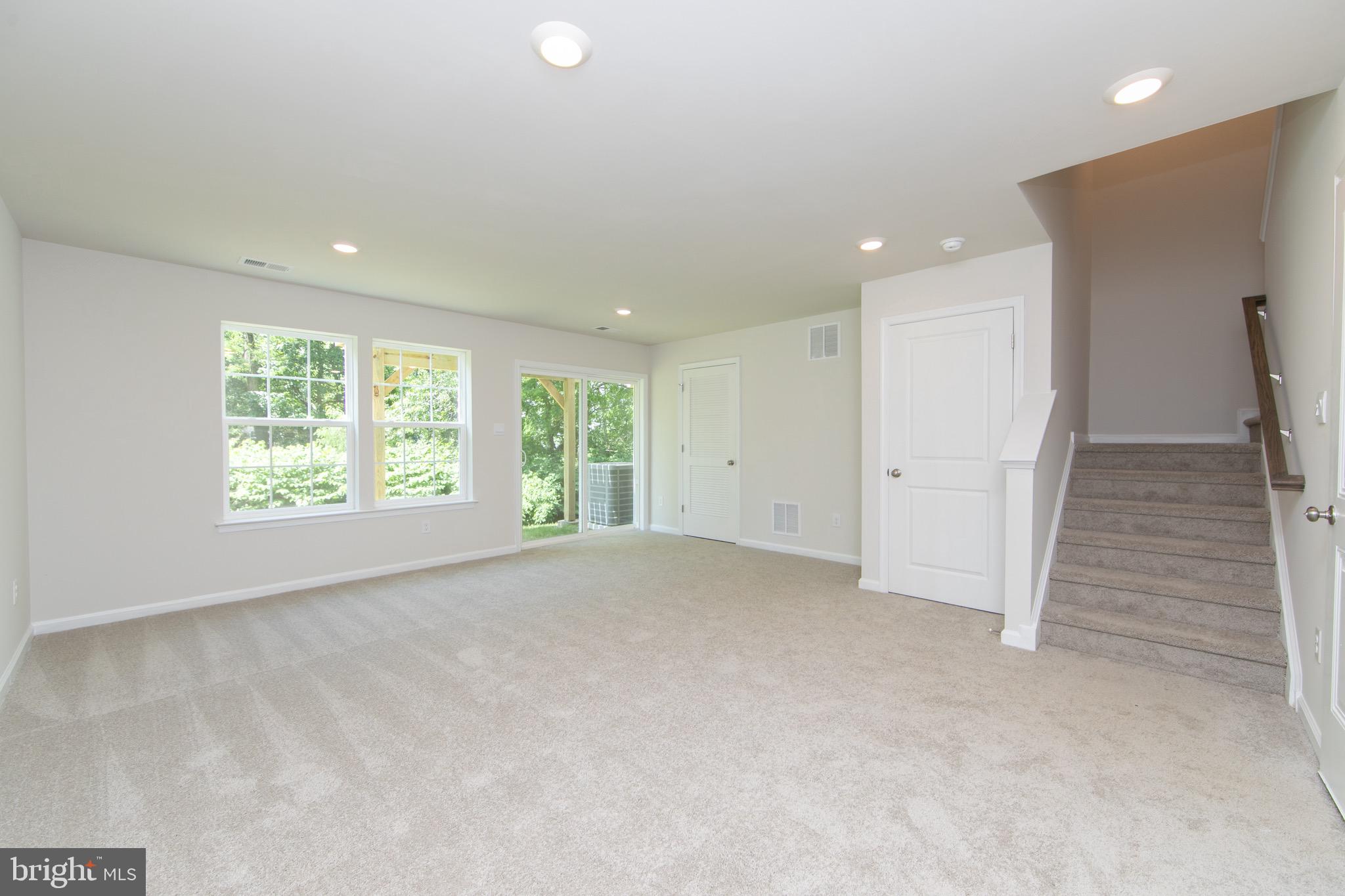 495 Monte Farm Road Mount Laurel, NJ 08054 - Photo 28 of 34 an empty room with windows and closet