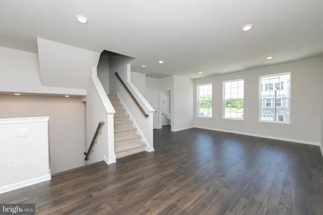 $3,900 | 495 Monte Farm Road, Mount Laurel, NJ 08054