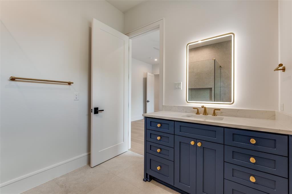 6215 Lafayette Way Dallas, TX 75230 - Photo 16 of 35