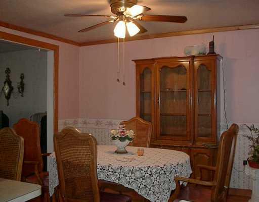 35 Truman Road Charleroi, PA 15022 - Photo 3 of 8 Dining Room.