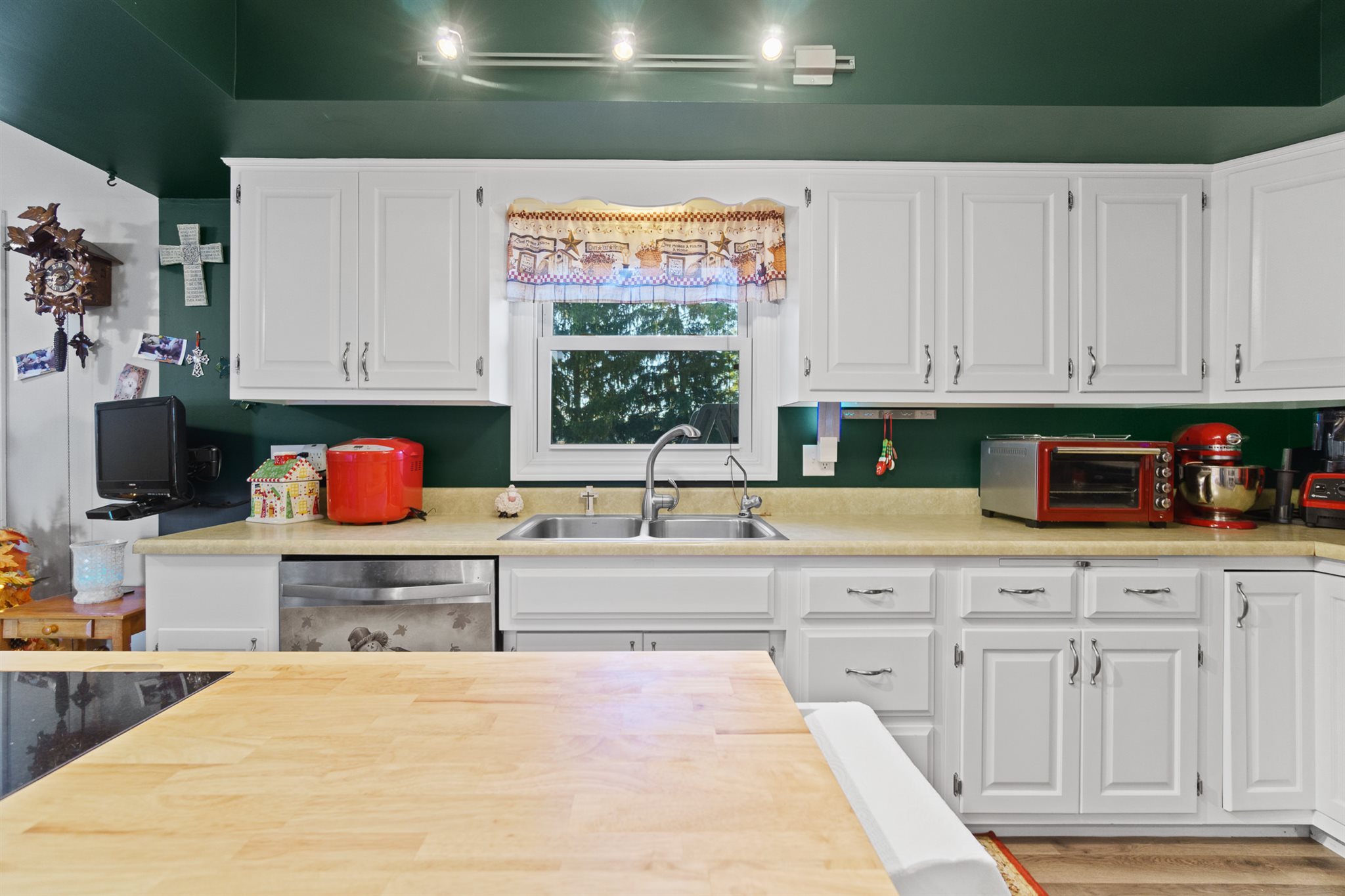 5010 East Paulding Road Fort Wayne, IN 46816 - Photo 7 of 33