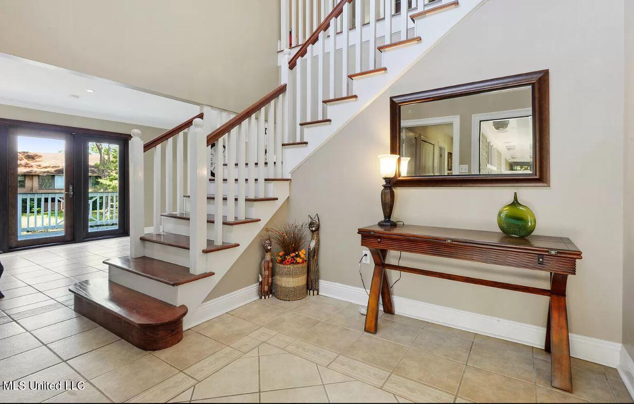 13 Keyser Lane Gulfport, MS 39507 - Photo 11 of 43 3.0 ENTRY