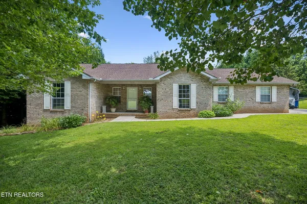 $429,000 | 5616 Brandon Park Drive, Maryville, TN 37804