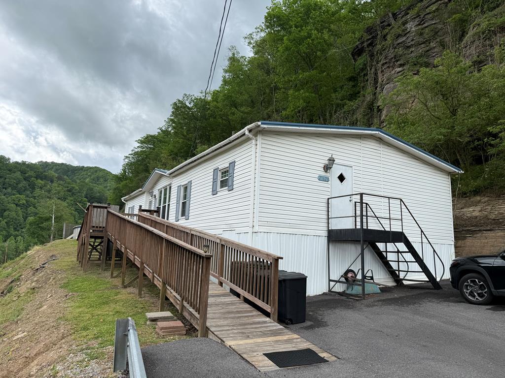 27628 Riverside Drive Grundy, VA 24614 - Photo 1 of 30 Gallery Image 1