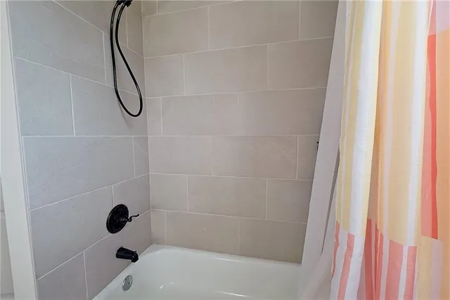 $430,000 | 1671 Southwest 300th Road, Kingsville, MO 64061