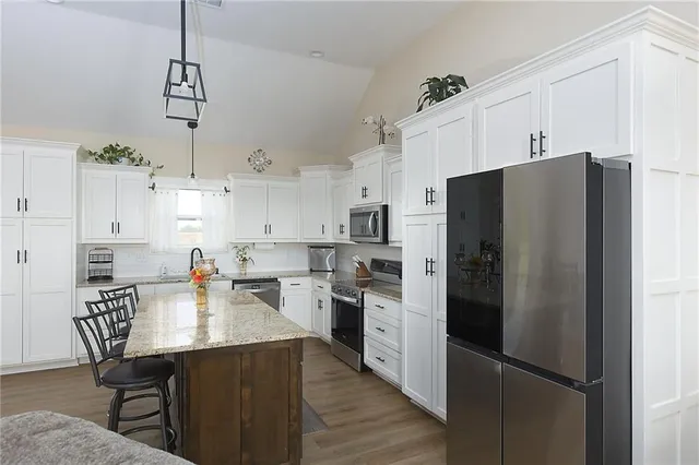 $430,000 | 1671 Southwest 300th Road, Kingsville, MO 64061