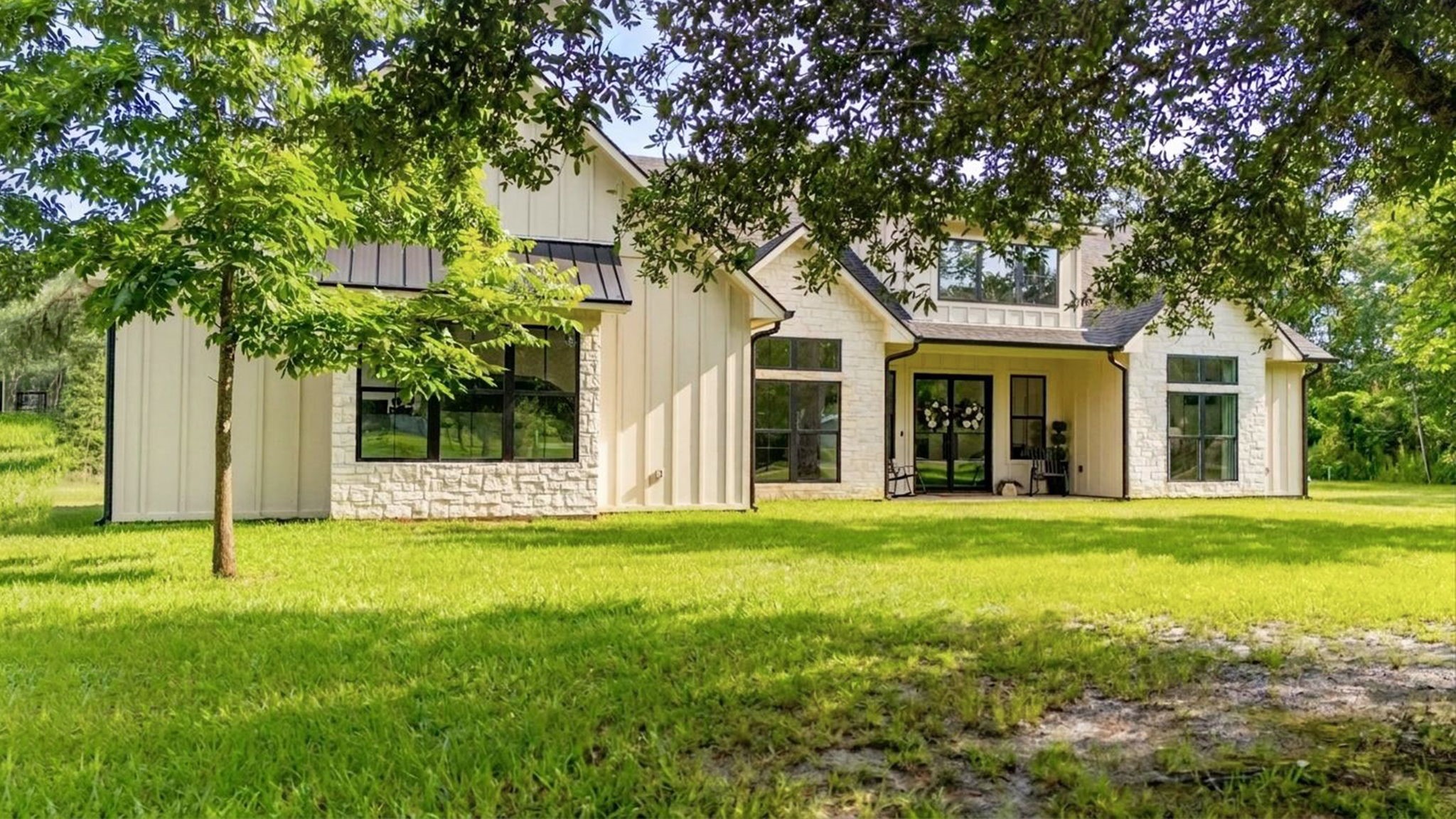 2593 Fm 357 Kennard, TX 75847 - Photo 5 of 31