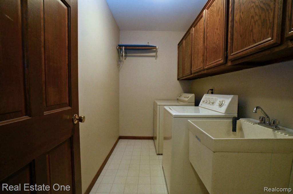 685 Snowmass Drive Rochester Hills, MI 48309 - Photo 23 of 25
