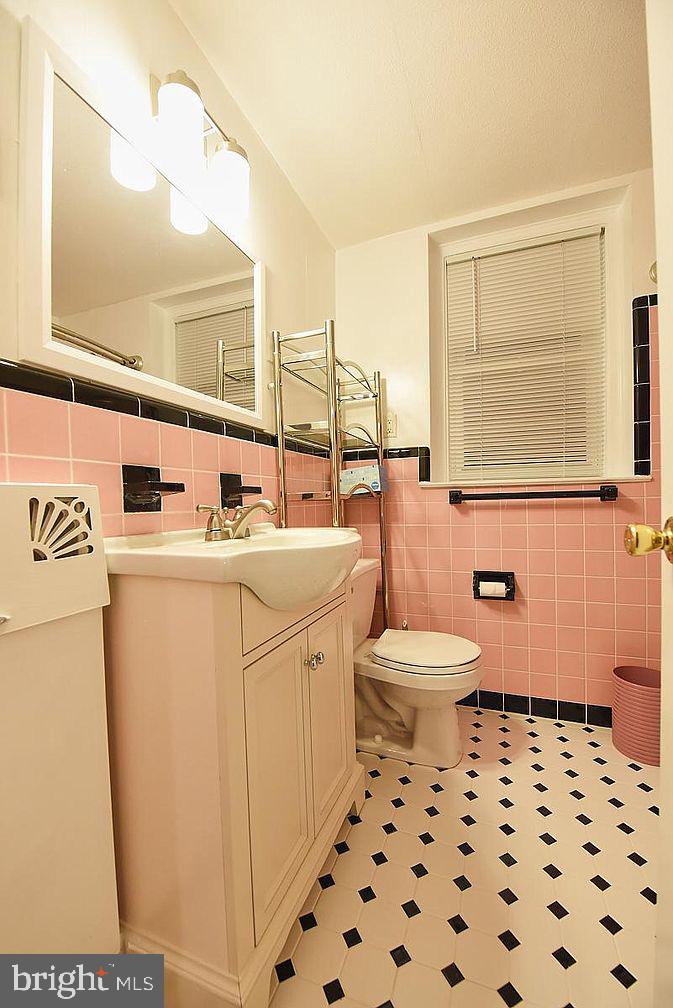1708 Tyson Road Havertown, PA 19083 - Photo 15 of 22