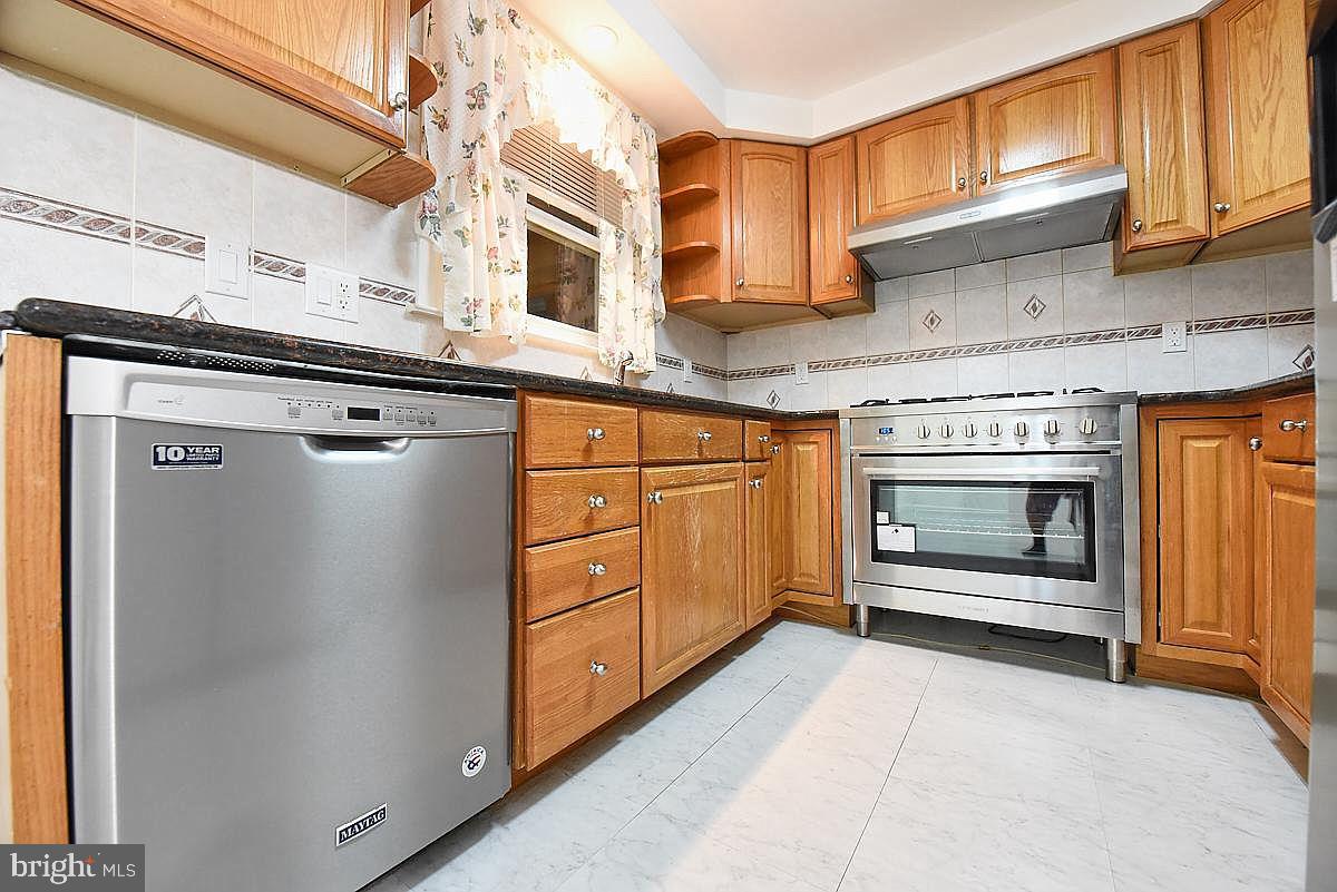 1708 Tyson Road Havertown, PA 19083 - Photo 6 of 22