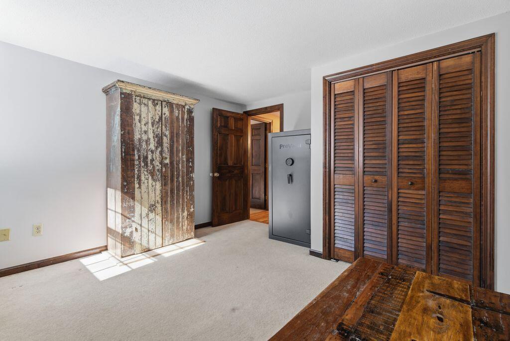 174 Christy Road Portland, ME 04103 - Photo 23 of 40 Bedroom/Wardrobe Room