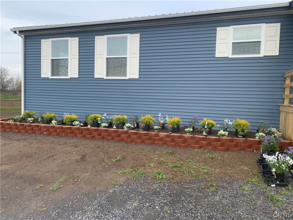 7775 Martin Adams, NY 13605 - Photo 4 of 24