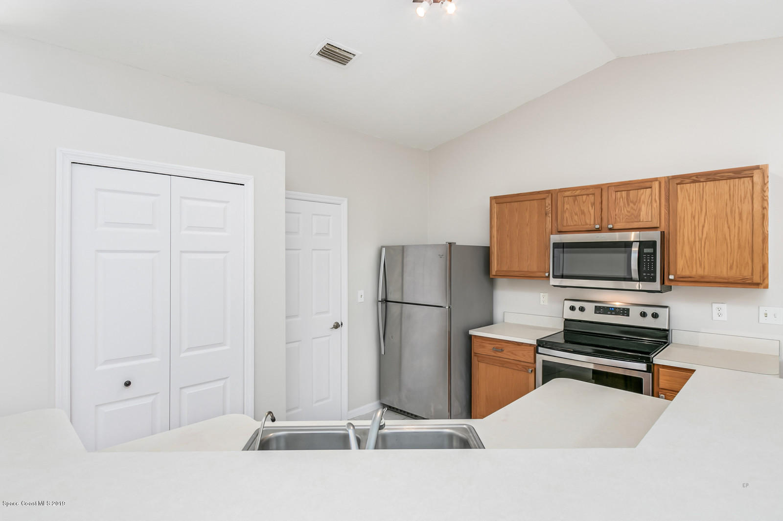 2134 Thames Road Southeast, Unit 17 Palm Bay, FL 32909 - Photo 14 of 24 14_2134Thames0121_mls