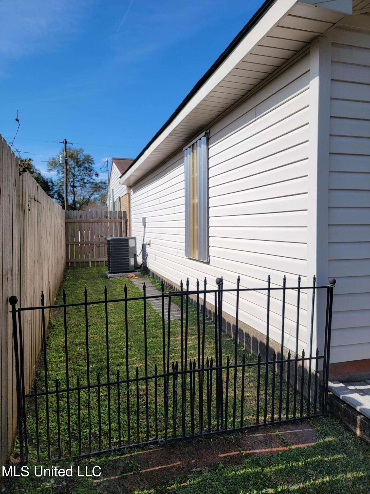 7204 Hampton Drive Biloxi, MS 39532 - Photo 12 of 27 1000038611