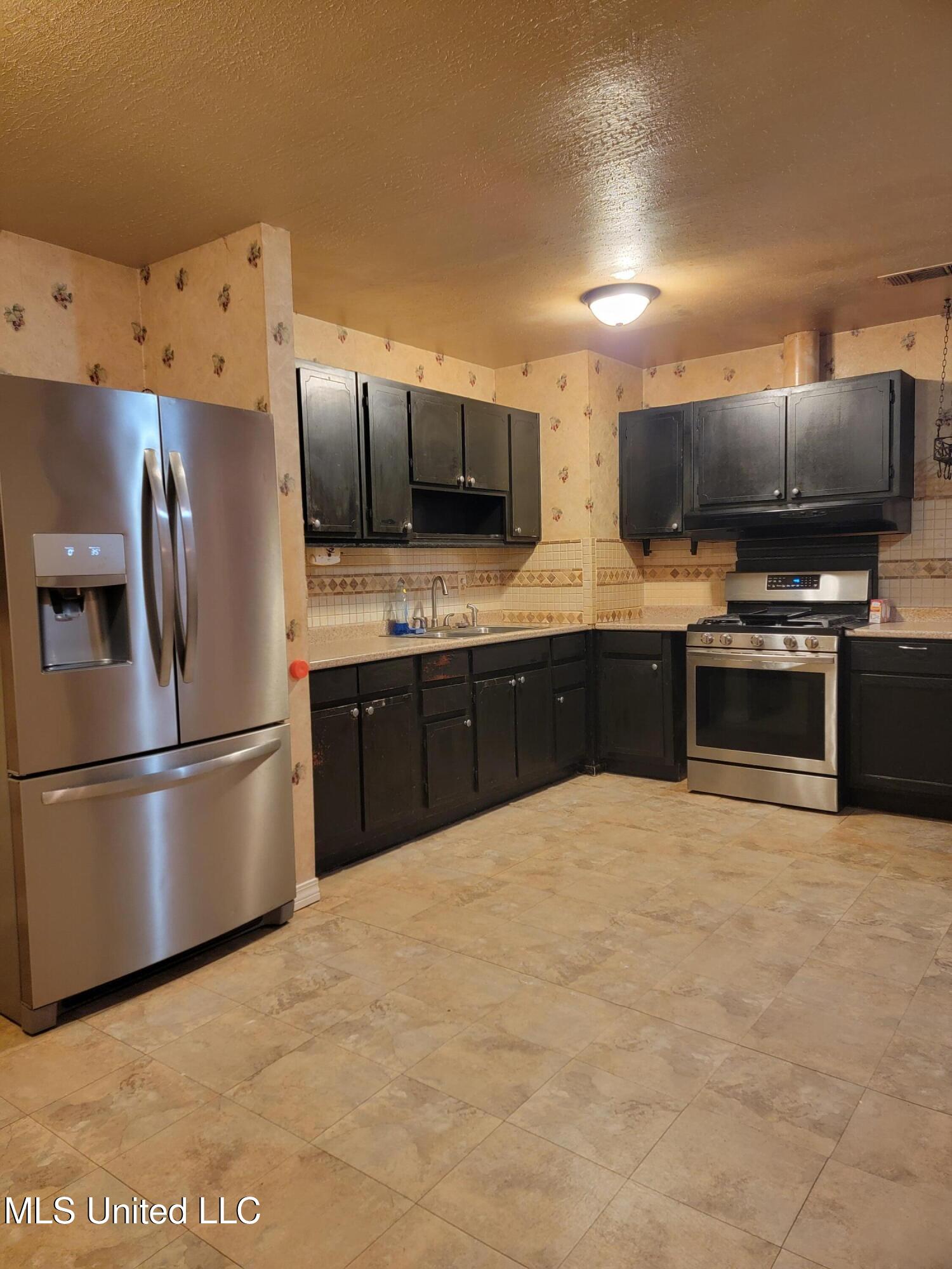 7204 Hampton Drive Biloxi, MS 39532 - Photo 20 of 27 1000038665