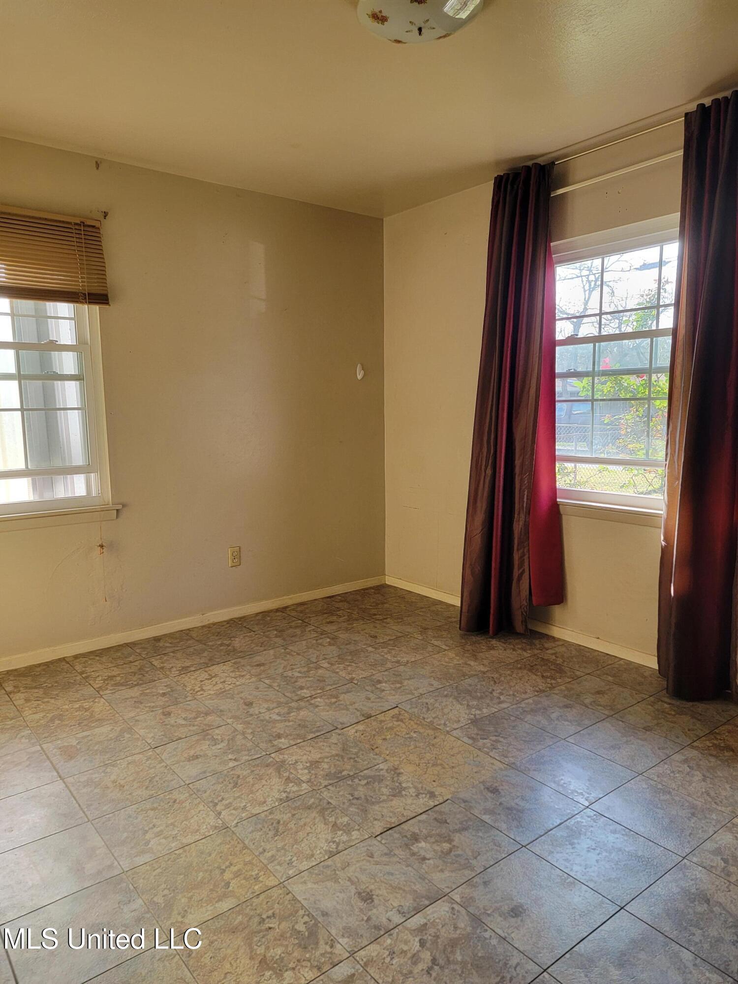 7204 Hampton Drive Biloxi, MS 39532 - Photo 25 of 27 1000038626