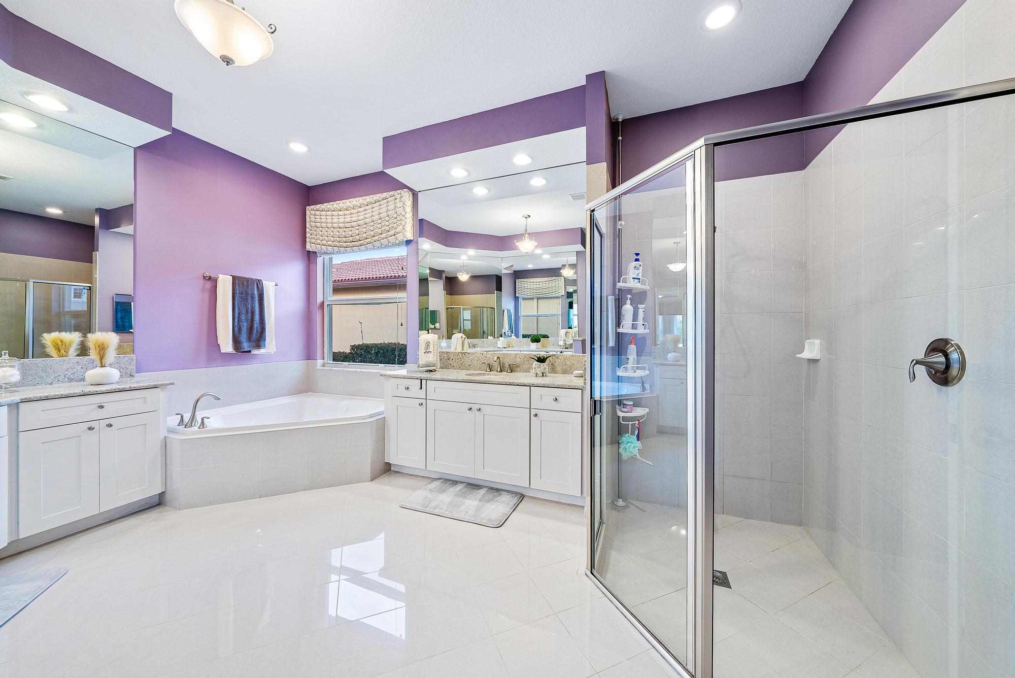 127 Steeple Circle Jupiter, FL 33458 - Photo 25 of 56 Primary Bath