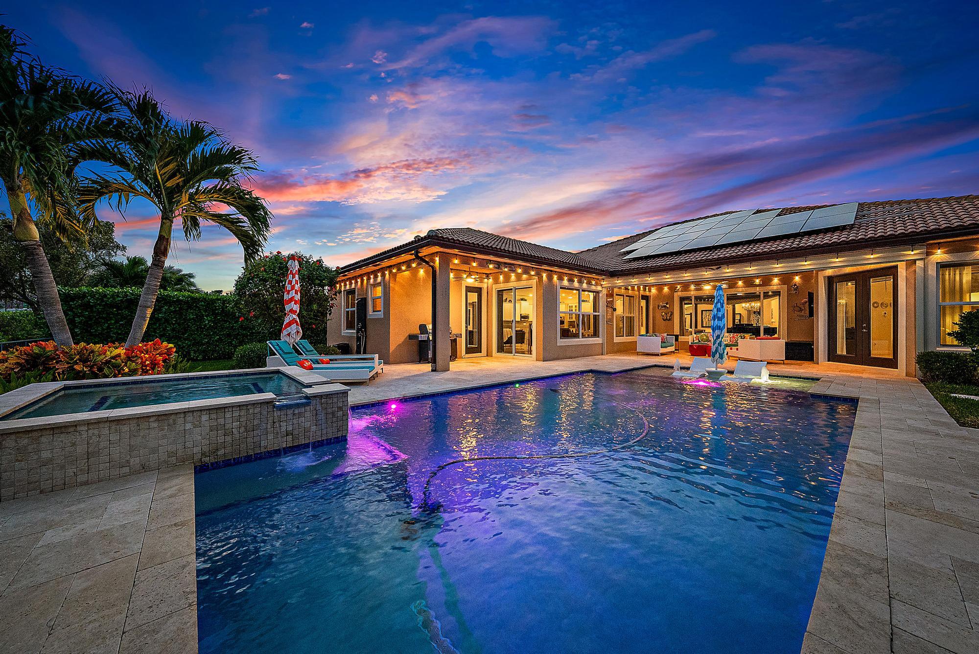 127 Steeple Circle Jupiter, FL 33458 - Photo 34 of 56 Back Exterior & Pool