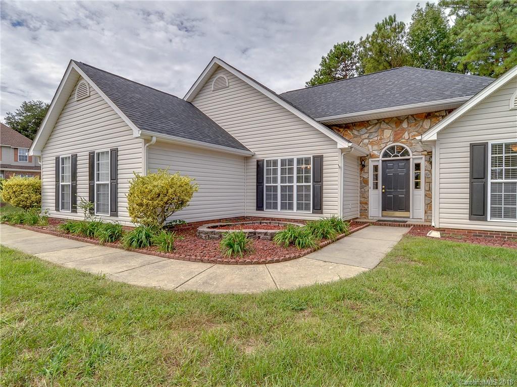 12705 Cardinal Point Road, Unit 26 Charlotte, NC 28269 - Photo 2 of 29 Gallery Image 2