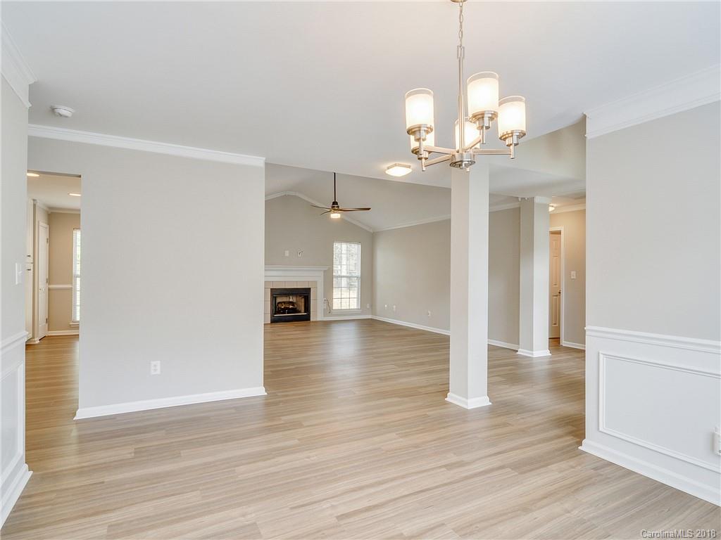 12705 Cardinal Point Road, Unit 26 Charlotte, NC 28269 - Photo 16 of 29 Gallery Image 16
