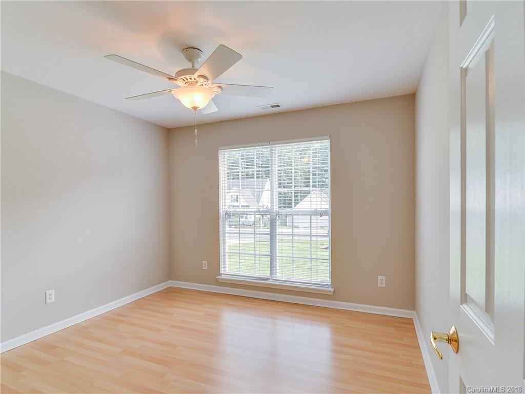 12705 Cardinal Point Road, Unit 26 Charlotte, NC 28269 - Photo 22 of 29 Gallery Image 22