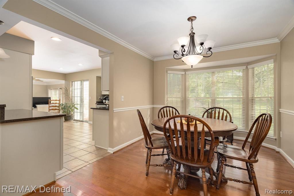 1644 Ridgecrest Rochester Hills, MI 48306 - Photo 7 of 43