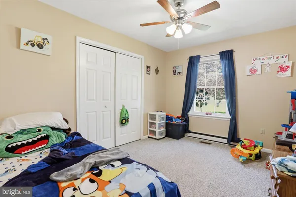 $325,000 | 14 Windsor Lane, Bunker Hill, WV 25413