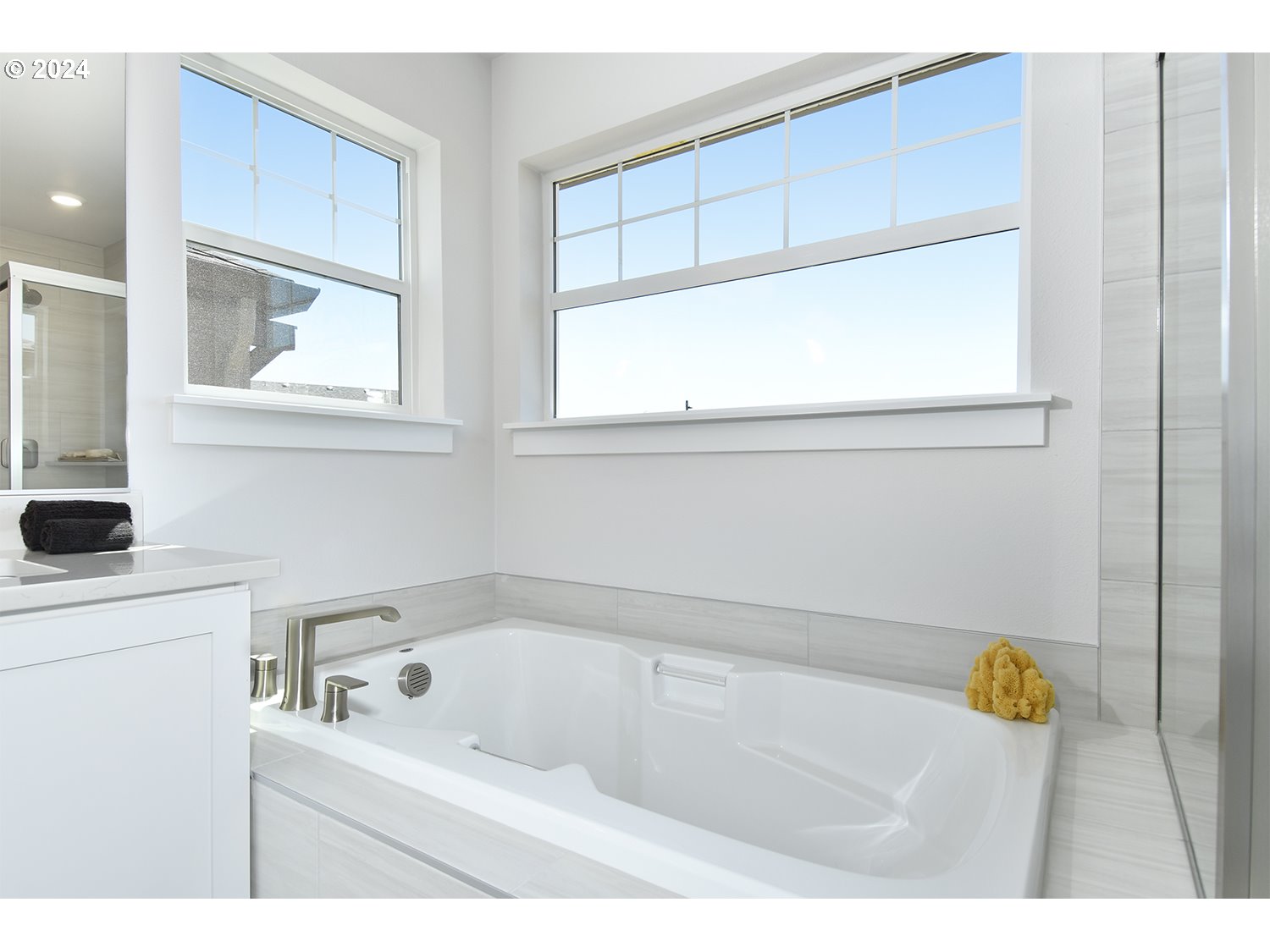 12605 Southwest Strobel Road Beaverton, OR 97007 - Photo 18 of 45 Gallery Image 18