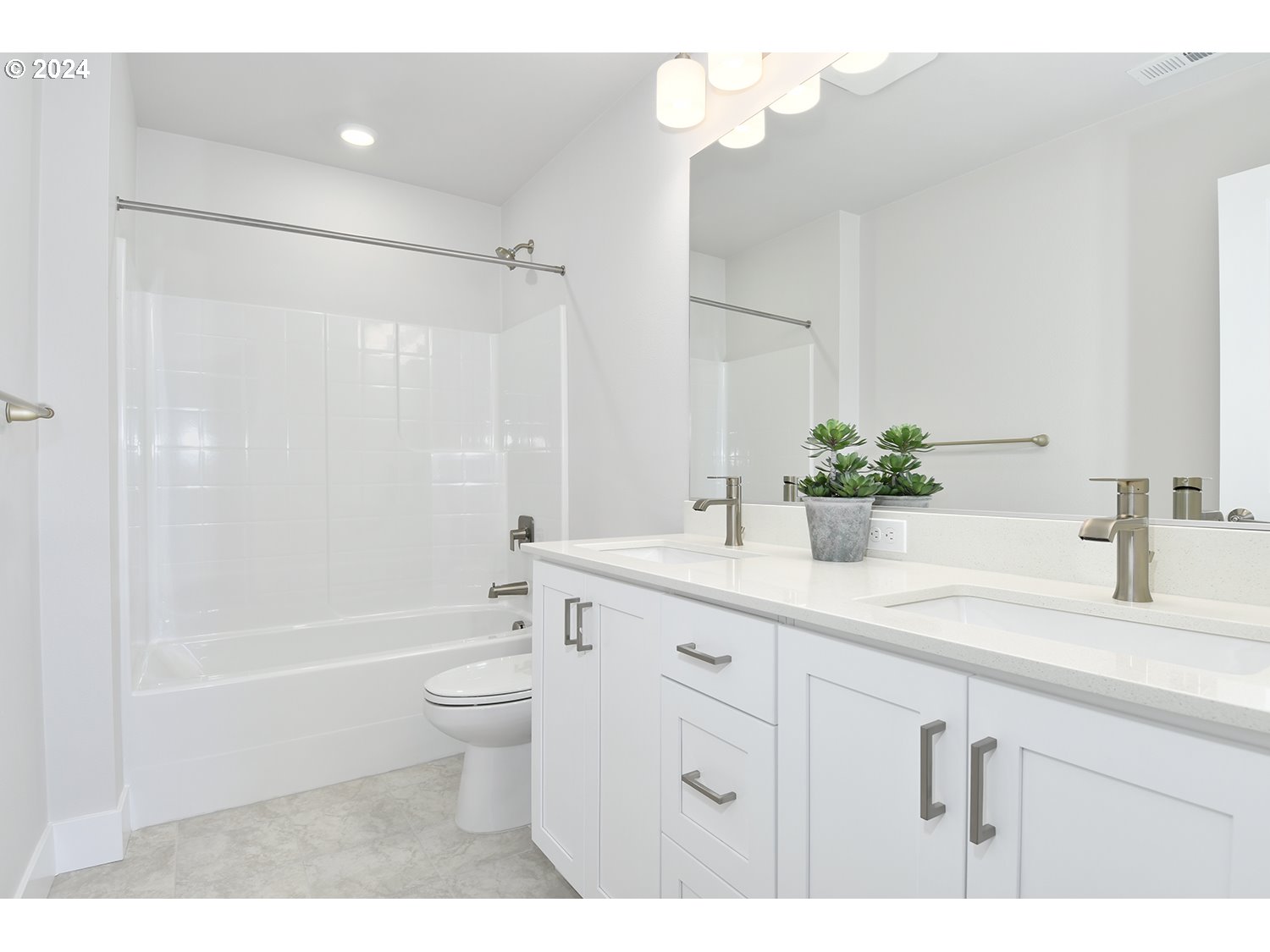 12605 Southwest Strobel Road Beaverton, OR 97007 - Photo 25 of 45 Gallery Image 25