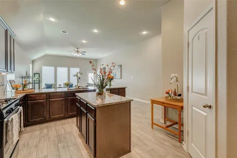 $300,000 | 5318 Madeline Grace Drive, Brookshire, TX 77423