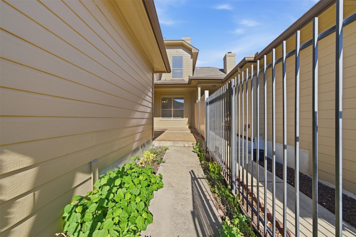 14100 Avery Ranch Boulevard, Unit 1502 Austin, TX 78717 - Photo 38 of 39 View of home's exterior