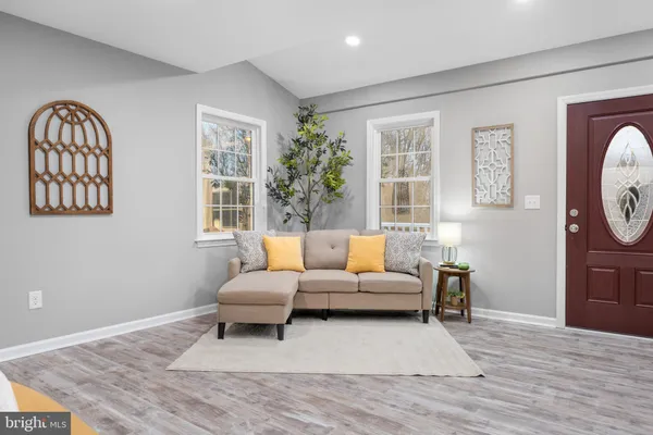 $419,000 | 2 River Place, Pennsville, NJ 08070