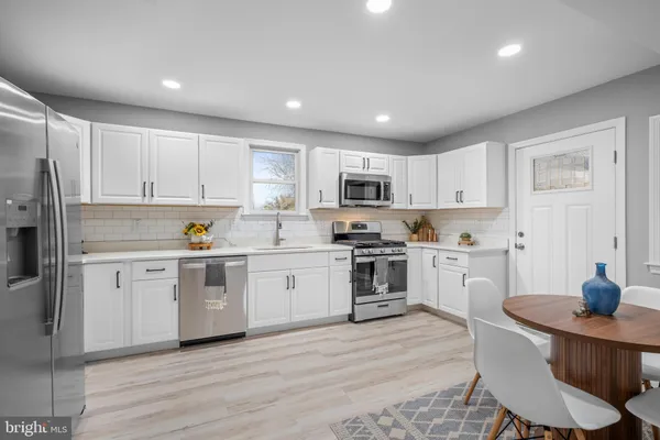 $419,000 | 2 River Place, Pennsville, NJ 08070